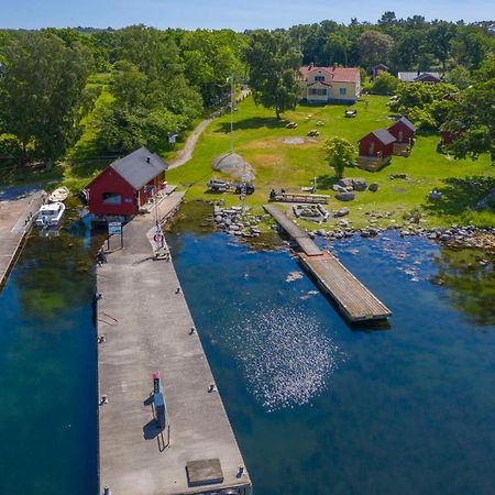 Cabins On The Island Taernoe, Karlshamn, Blekinge Trensum Buitenkant foto